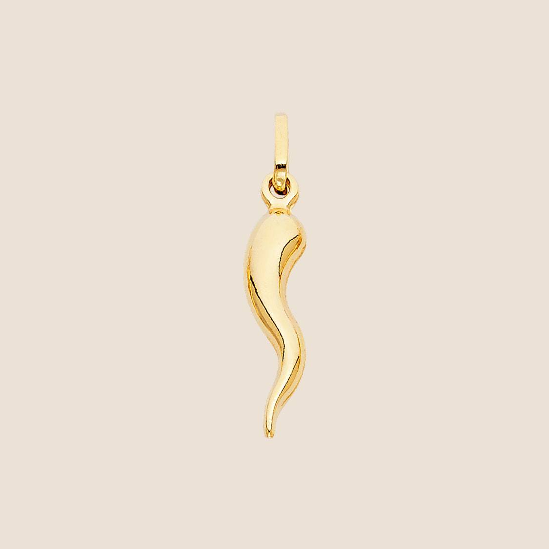 14k gold Italian horn pendant cornicello with smooth polished surface and elongated curved shape symbolizing good luck. Made in Italy.