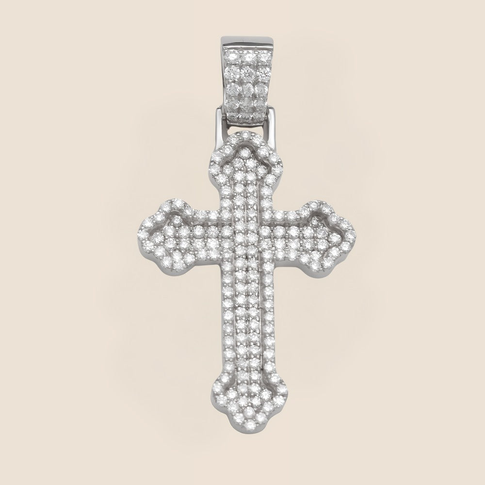 Smal Clover Diamond Cross Pendant