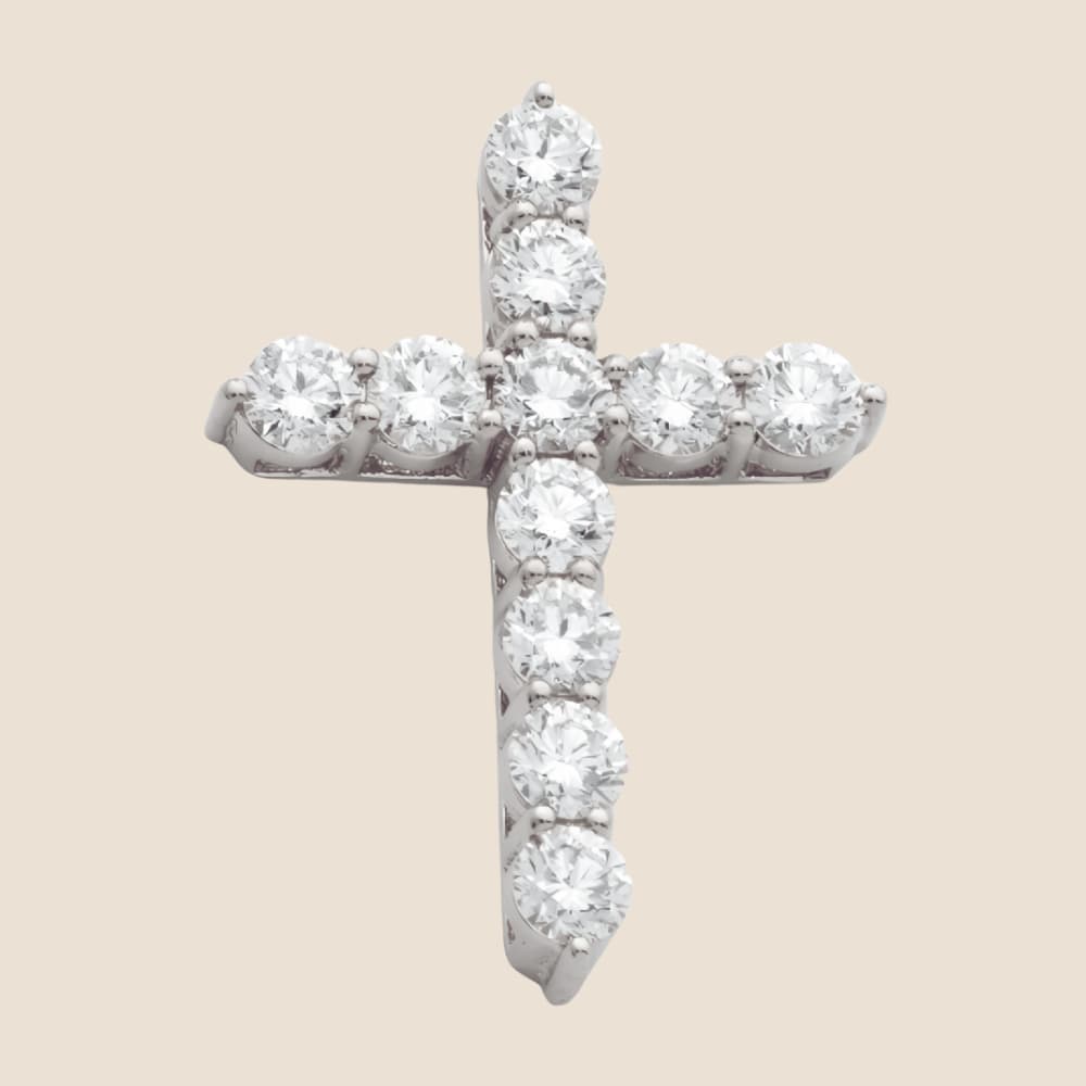 Classic Diamond Cross Pendant - Kinoro